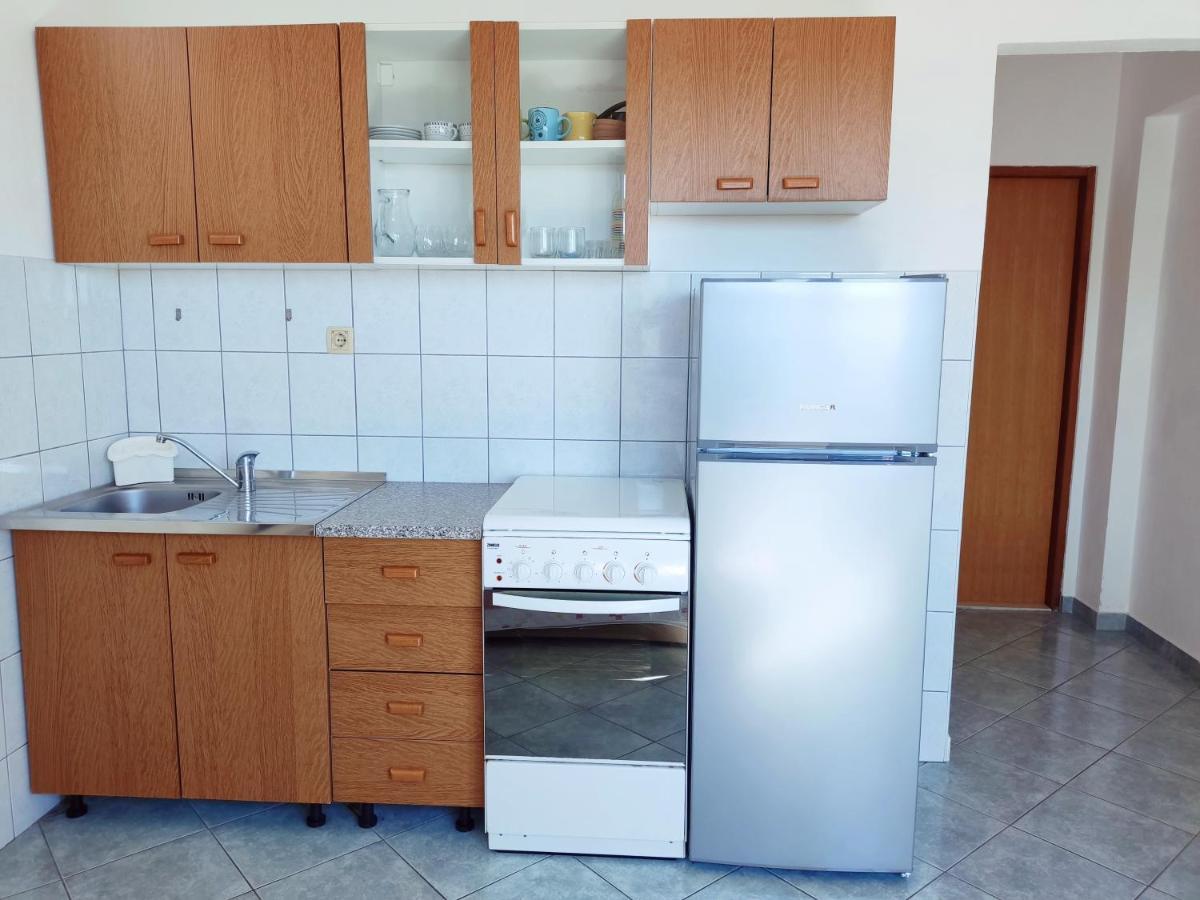Apartment Studio Rogoznica (Sibenik-Knin)